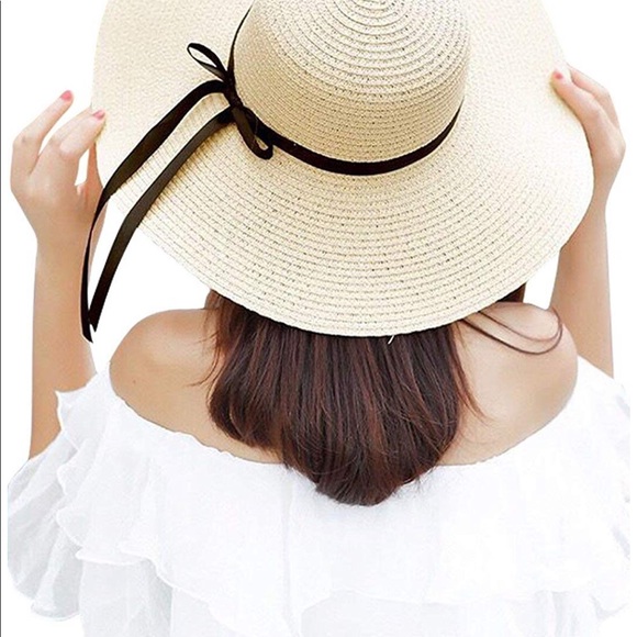 Accessories - ✨NEW✨ Women Wide Brim floppy foldable hat - BEIGE